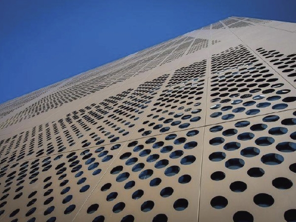 ARCHITECTURAL SCREENS, A HIGH-RISING TREND